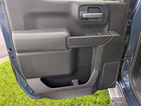 Used 2019 Chevrolet Silverado 1500 LT w/ All-Star Edition AWD/4WD image 24