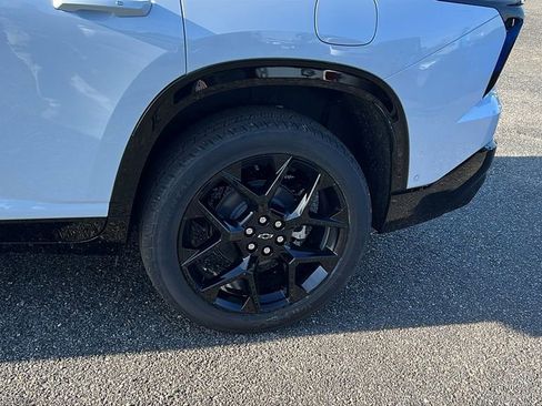 New 2026 Chevrolet Traverse RS image 9