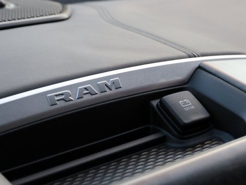 Used 2021 RAM 1500 Big Horn image 32