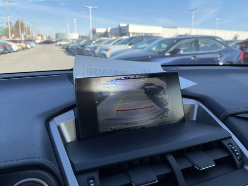 Used 2015 Lexus NX 200t F Sport image 31