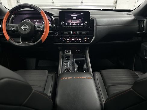Used 2025 Nissan Pathfinder Rock Creek image 26