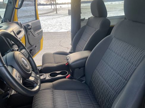 Used 2011 Jeep Wrangler Sport image 63