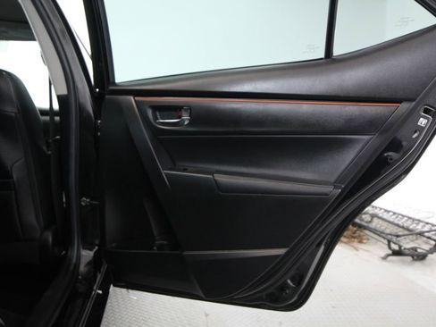 Used 2019 Toyota Corolla SE FWD image 36
