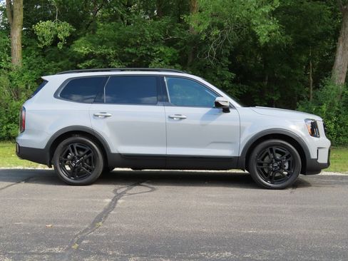 Certified 2024 Kia Telluride SX X-Line AWD/4WD image 2
