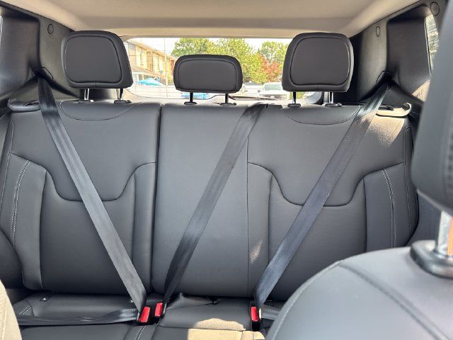 Used 2023 Jeep Renegade Limited w/ Sun/Sound Group AWD/4WD image 36