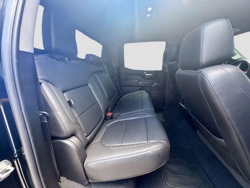 Used 2021 Chevrolet Silverado 1500 LTZ w/ LTZ Convenience Package II RWD image 30