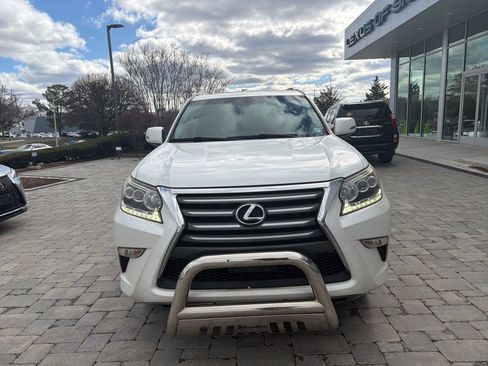 Used 2015 Lexus GX 460 w/ Navigation Package image 30