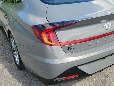 Used 2023 Hyundai Sonata SEL FWD image 11