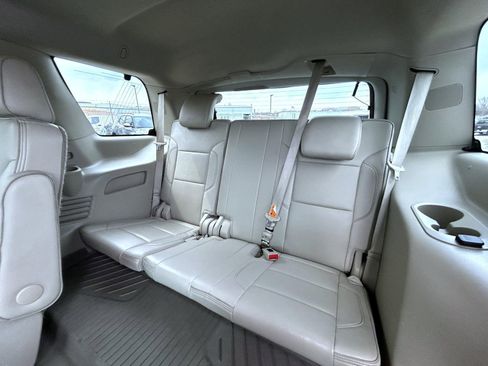 Used 2020 GMC Yukon Denali w/ Denali Premium Package image 22