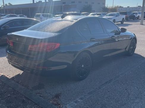 Used 2019 BMW 530i w/ Convenience Package image 5