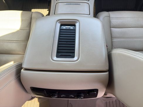 Used 2017 GMC Yukon Denali w/ Open Road Package RWD image 21