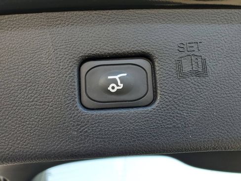 Used 2024 Ford Edge SEL w/ Convenience Package AWD/4WD image 34