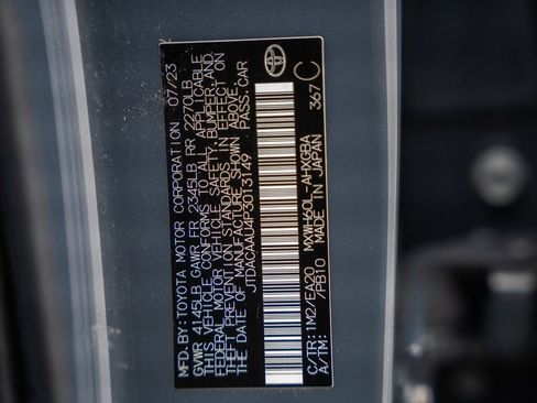 Certified 2023 Toyota Prius XLE FWD image 39