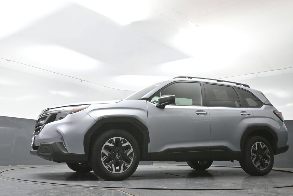 Used 2025 Subaru Forester Premium AWD/4WD image 52