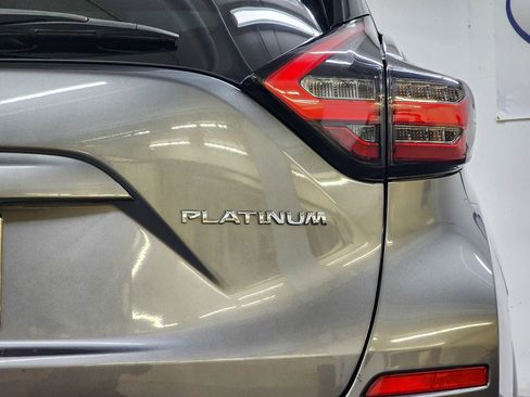 Used 2022 Nissan Murano Platinum w/ Cargo Package FWD image 17