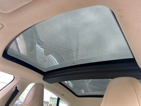 Used 2013 Tesla Model S 85 image 19