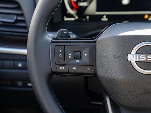 New 2026 Nissan Rogue Platinum AWD/4WD image 14