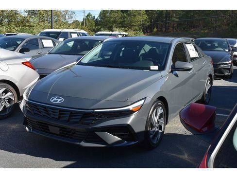 New 2026 Hyundai Elantra Limited image 1