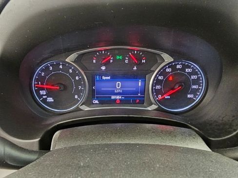 Used 2022 GMC Terrain SLE image 13