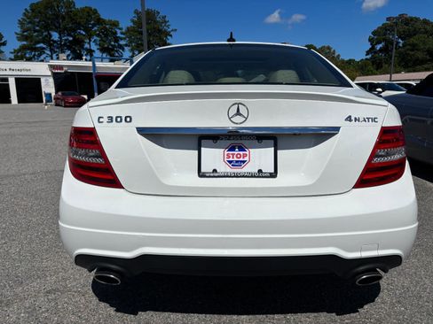 Used 2014 Mercedes-Benz C 300 4MATIC Sedan image 5