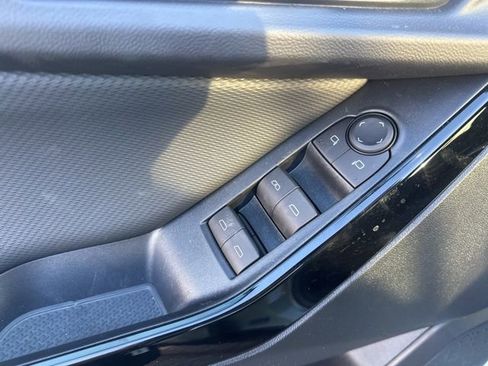 New 2026 Chevrolet Equinox LT image 13