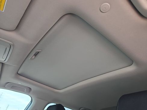 Used 2024 Honda CR-V EX image 15