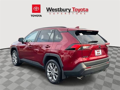 Certified 2020 Toyota RAV4 XLE Premium image 7