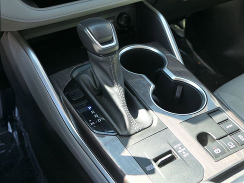 Used 2023 Toyota Highlander Platinum image 20