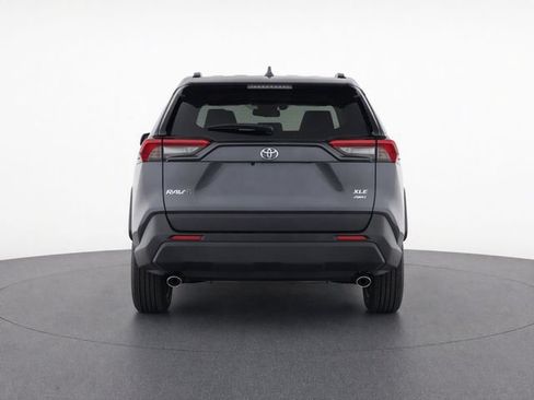 Used 2025 Toyota RAV4 XLE AWD/4WD image 7
