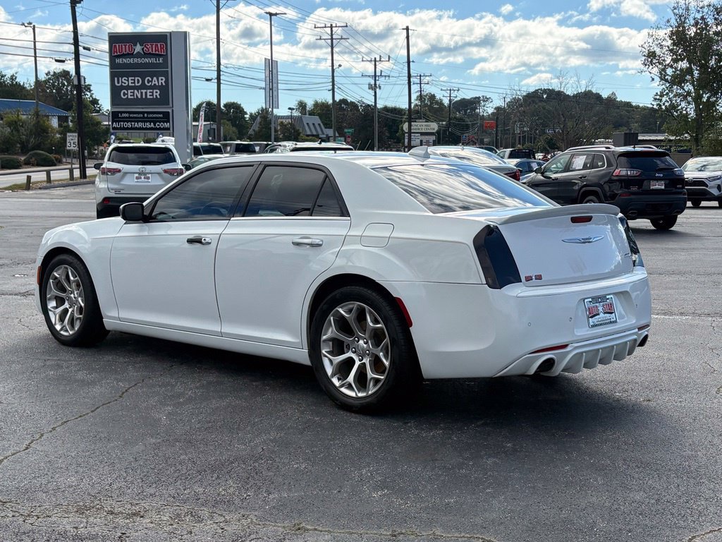 Used 2018 Chrysler 300 C w/ Sun, Sound & Nav Package RWD image 5