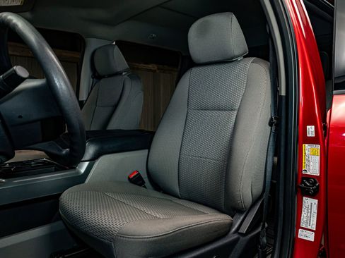 Used 2022 Ford F450 XLT w/ XLT Premium Package image 24