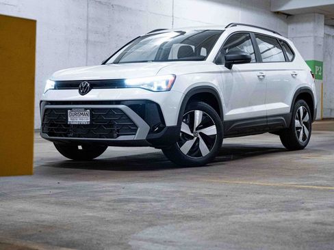 New 2026 Volkswagen Taos S AWD/4WD image 1