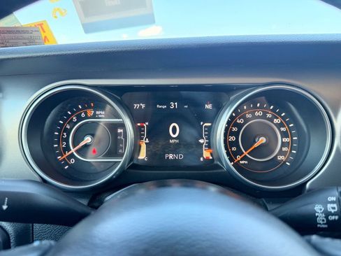 Used 2018 Jeep Wrangler Unlimited Sport S AWD/4WD image 23