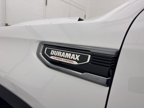 New 2026 GMC Sierra 1500 AT4 w/ AT4 Premium Package image 10