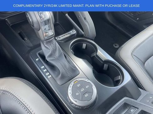 New 2025 Ford Bronco Outer Banks w/ Sasquatch Package AWD/4WD image 6
