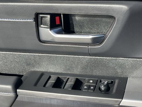 Used 2023 Toyota Tundra Platinum image 16