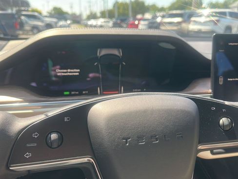 Used 2023 Tesla Model S Standard Range AWD/4WD image 22
