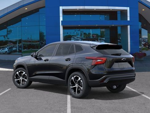 New 2026 Chevrolet Trax RS w/ Driver Confidence Package FWD image 27