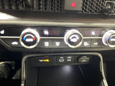 Used 2025 Honda CR-V EX image 20