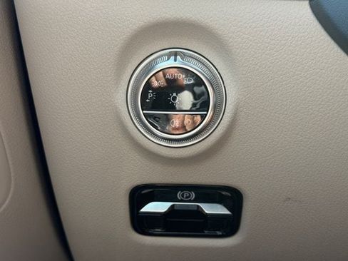 Used 2023 Mercedes-Benz C 300 4MATIC Sedan image 26