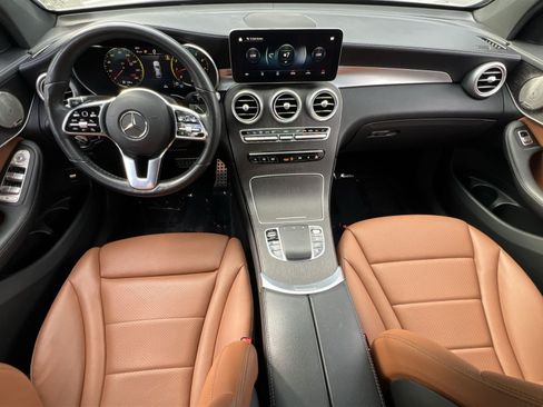 Used 2023 Mercedes-Benz GLC 300 4MATIC Coupe image 28