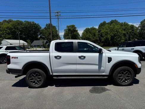 Used 2024 Ford Ranger XLT w/ FX4 Off-Road Package AWD/4WD image 9