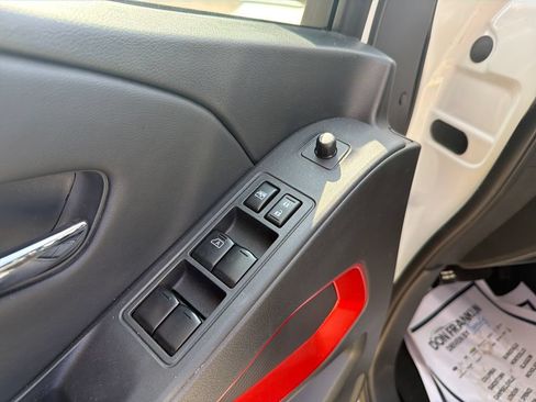 Used 2025 Nissan Frontier PRO-4X w/ Pro Premium Package AWD/4WD image 11
