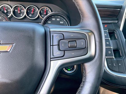 Used 2021 Chevrolet Tahoe LT w/ Luxury Package image 22