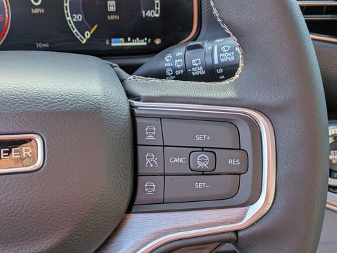 New 2026 Jeep Grand Wagoneer 4WD image 19
