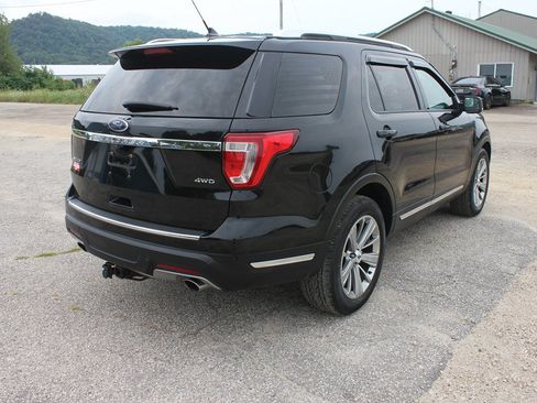 Used 2018 Ford Explorer Limited AWD/4WD image 5