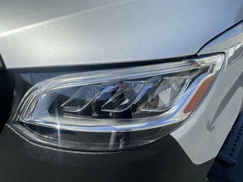 Used 2020 Mercedes-Benz Sprinter 3500 image 64