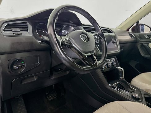 Used 2019 Volkswagen Tiguan SE AWD/4WD image 22