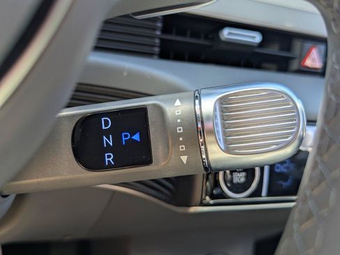 Used 2024 Hyundai Ioniq 5 SE RWD image 16