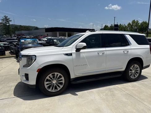 Used 2021 GMC Yukon SLT RWD image 17